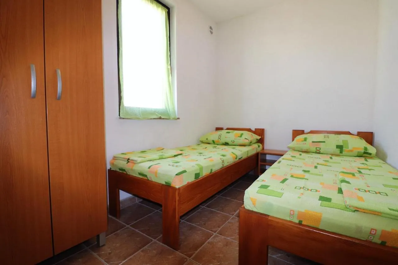 Studio Apartman Vera Vir No 1 0*,  Croatia